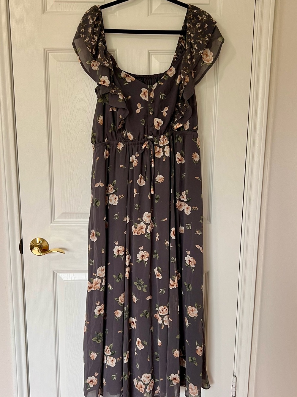 Floral Ruffle Maxi Dress - Picture 3 of 5